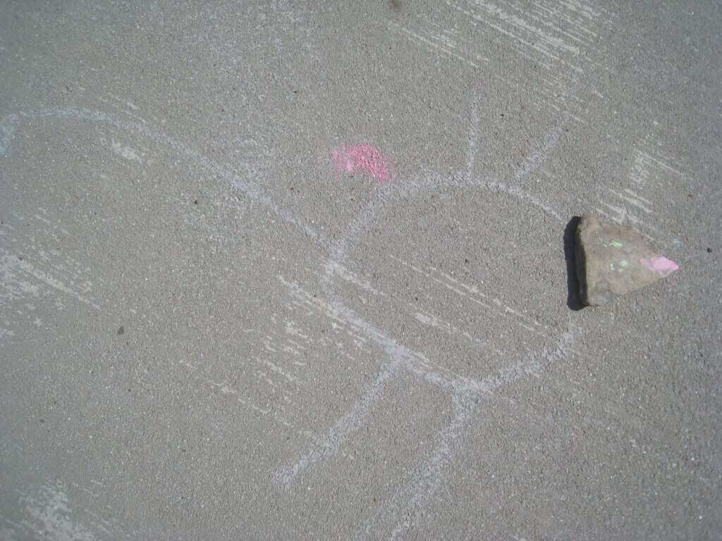 rock art with sidewalk chalk- mouse