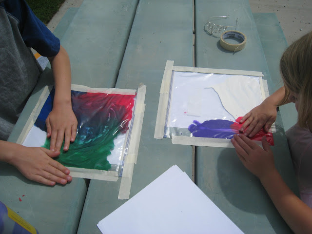 mess free fingerpainting