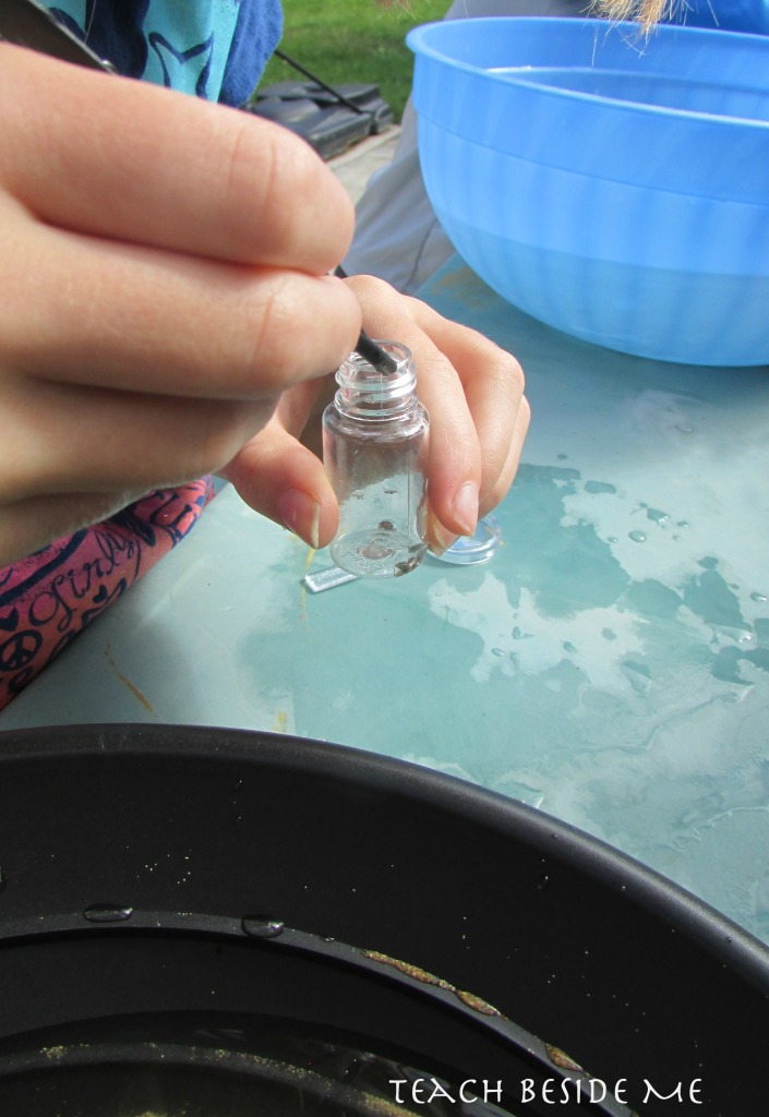collecting gold samples