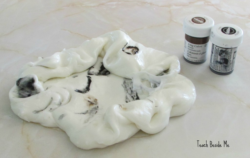 coloring fondant