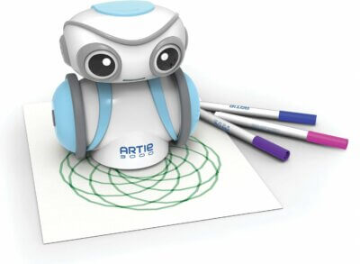 Artie robot drawing toy for kids