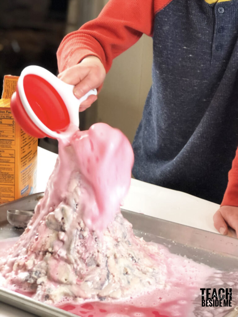 volcano experiment with baking soda