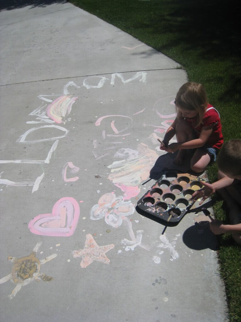 liquid sidewalk chalk