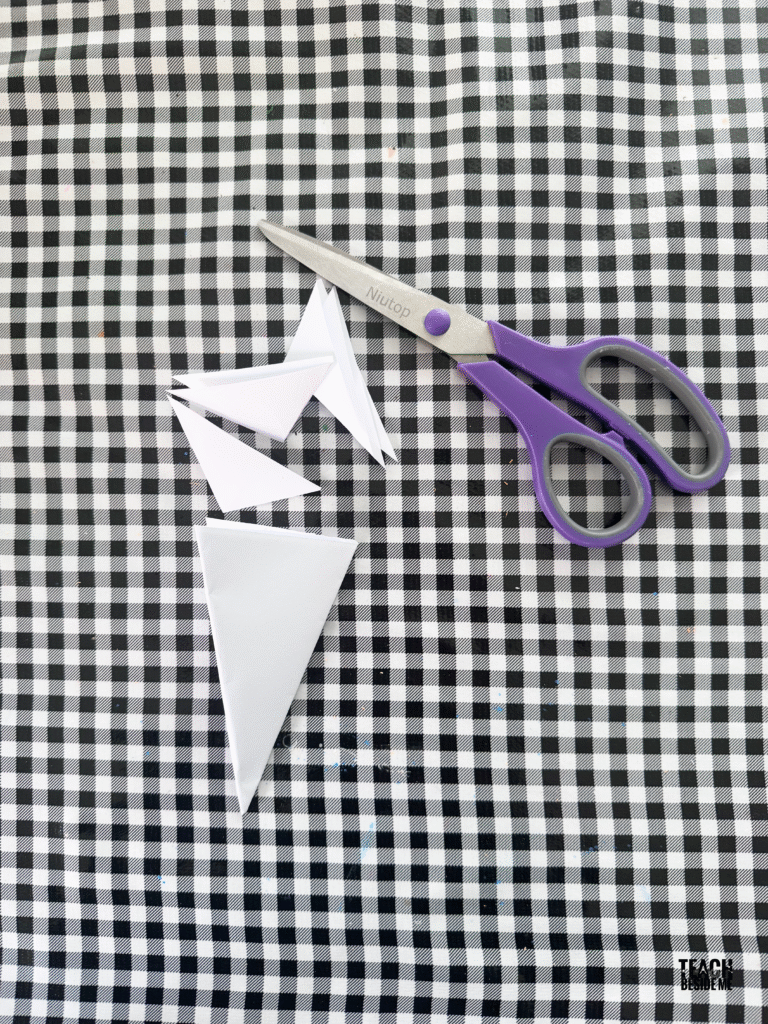 make a paper snowflake